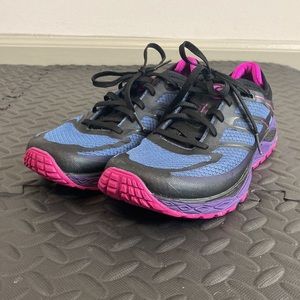 Topo Athletic Runventure 2 Trail-Running Women's sneakers size 8.5